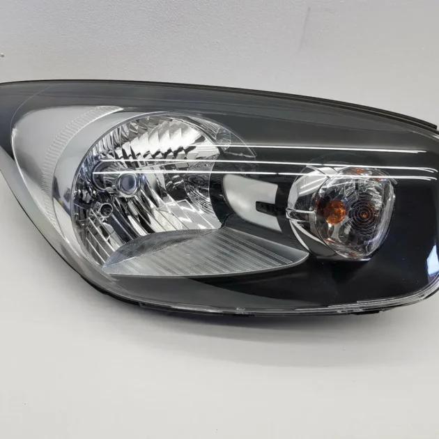 مصباح أمامي لسيارة كيا بيكانتو PICANTO.4) 025520